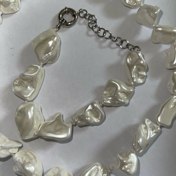 Necklace and bracelet set - Picture 2 of 2